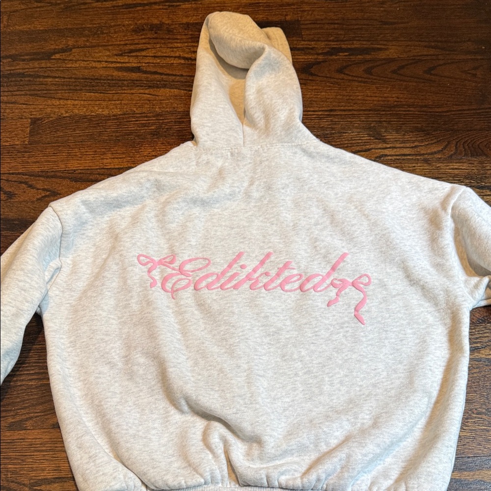 Edikted Gray Hoodie with Pink Ribbon size XS - Picture 8 of 11